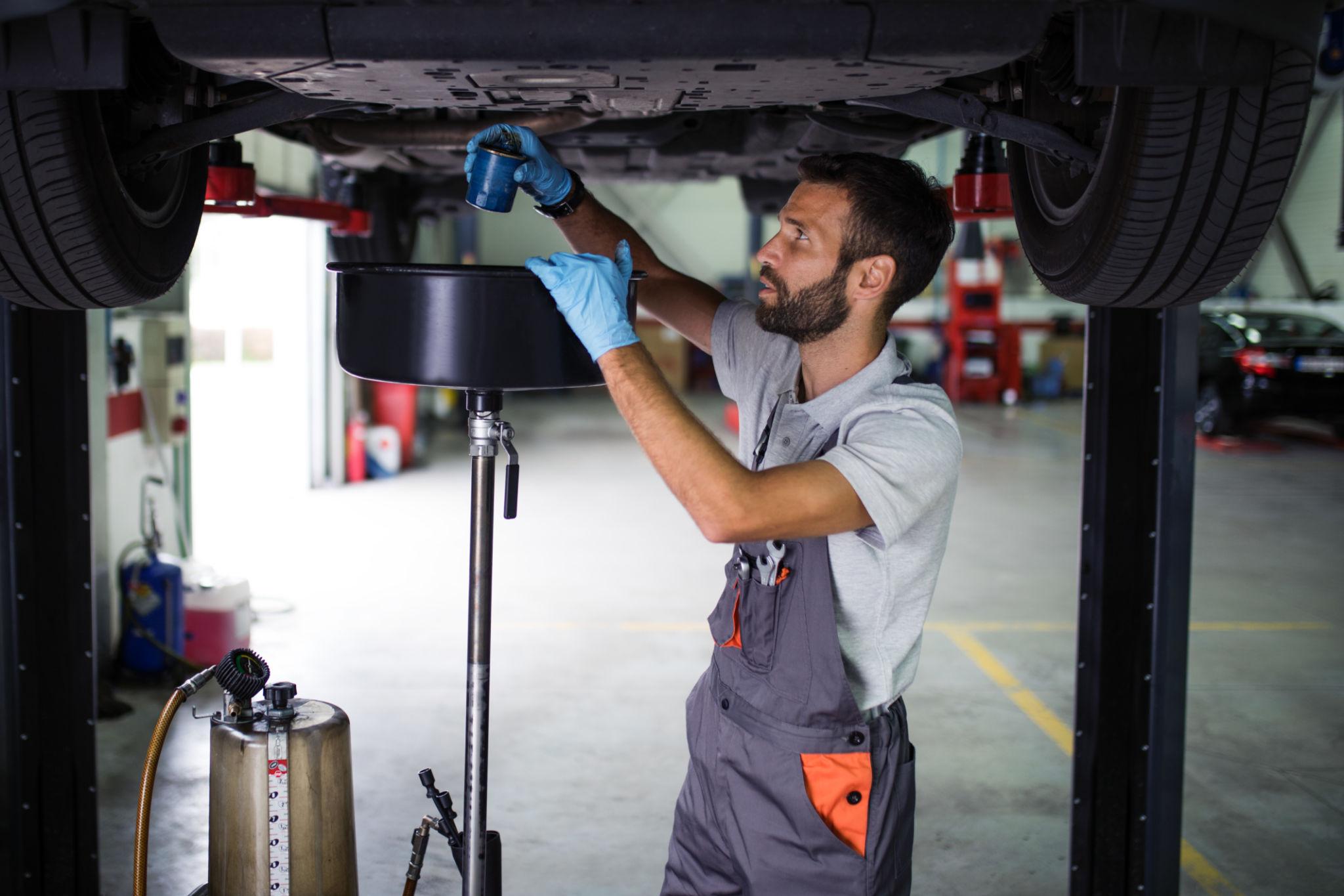 Vehicle service and maintenance at Salvage Auto Repairs